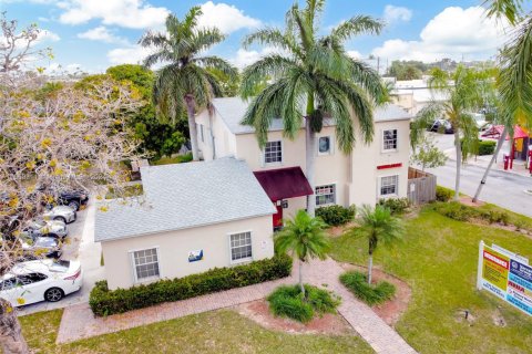 Propiedad comercial en venta en Homestead, Florida № 1892742 - foto 6