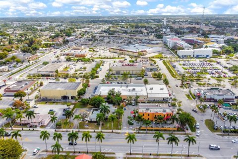 Propiedad comercial en venta en Homestead, Florida № 1892742 - foto 21