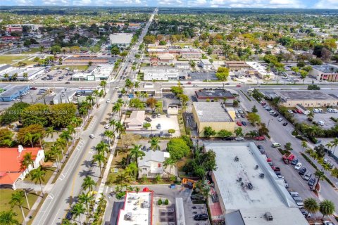 Propiedad comercial en venta en Homestead, Florida № 1892742 - foto 23