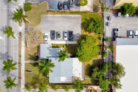 Propiedad comercial en venta en Homestead, Florida № 1892742 - foto 9