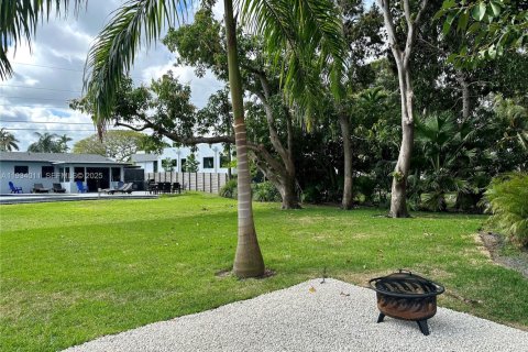 Casa en venta en Wilton Manors, Florida, 3 dormitorios, 123.1 m2 № 1992237 - foto 8