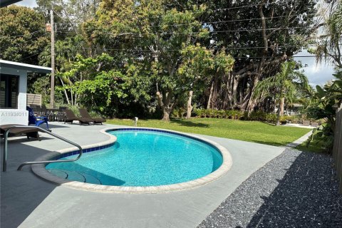 Casa en venta en Wilton Manors, Florida, 3 dormitorios, 123.1 m2 № 1992237 - foto 5
