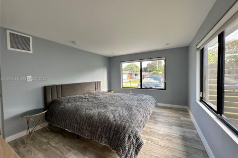 Casa en venta en Wilton Manors, Florida, 3 dormitorios, 123.1 m2 № 1992237 - foto 27