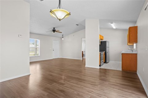House in Kissimmee, Florida 3 bedrooms, 113.71 sq.m. № 1735542 - photo 14