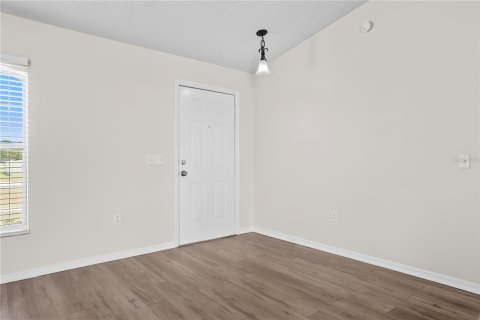 House in Kissimmee, Florida 3 bedrooms, 113.71 sq.m. № 1735542 - photo 6