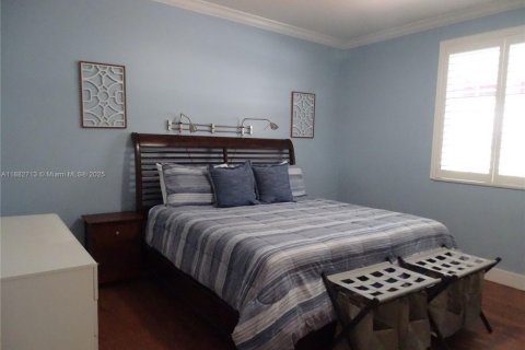 Villa ou maison à vendre à Miami, Floride: 4 chambres, 180.69 m2 № 1932039 - photo 14