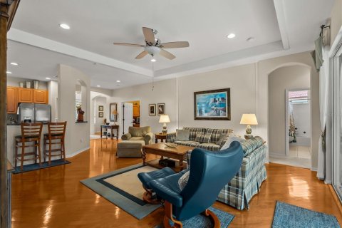 House in North Port, Florida 4 bedrooms, 224.36 sq.m. № 2410111 - photo 17
