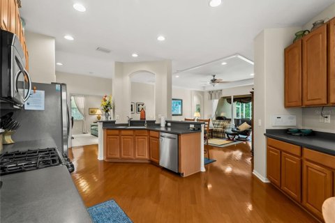 House in North Port, Florida 4 bedrooms, 224.36 sq.m. № 2410111 - photo 20
