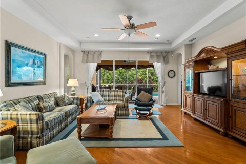 House in North Port, Florida 4 bedrooms, 224.36 sq.m. № 2410111 - photo 13