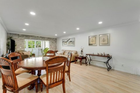 Copropriété à vendre à Delray Beach, Floride: 2 chambres, 96.99 m2 № 2147079 - photo 4