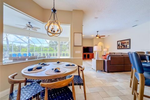 Villa ou maison à vendre à Tarpon Springs, Floride: 4 chambres, 241.27 m2 № 2150280 - photo 19