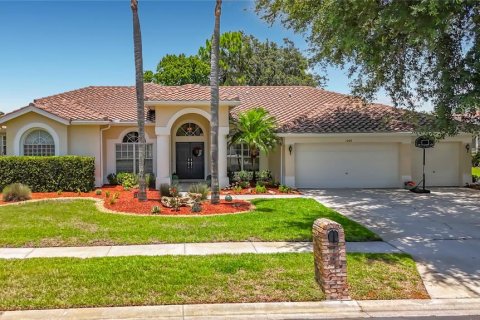 Villa ou maison à Tarpon Springs, Floride 4 chambres, 241.27 m2 № 2150280