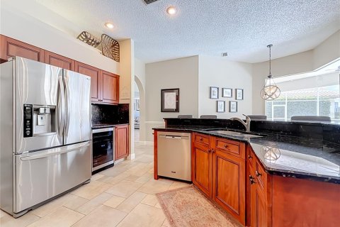 Villa ou maison à vendre à Tarpon Springs, Floride: 4 chambres, 241.27 m2 № 2150280 - photo 17