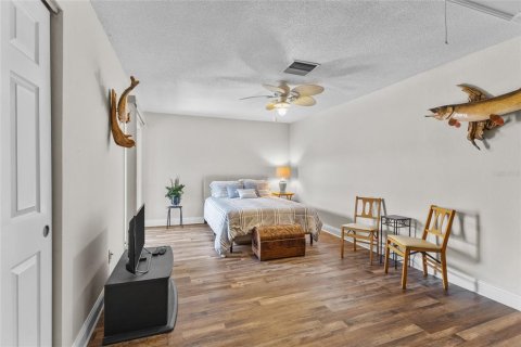 House in Saint Petersburg, Florida 2 bedrooms, 152.36 sq.m. № 2215615 - photo 26