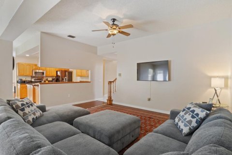House in Palm Harbor, Florida 5 bedrooms, 303.51 sq.m. № 1843333 - photo 12