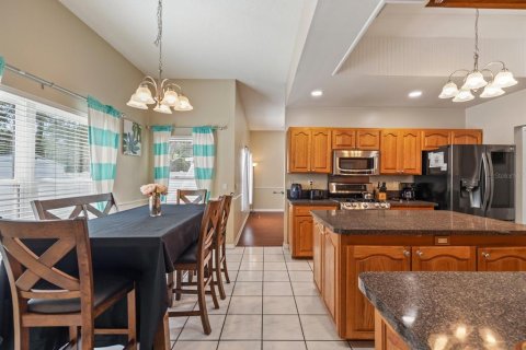 House in Palm Harbor, Florida 5 bedrooms, 303.51 sq.m. № 1843333 - photo 16