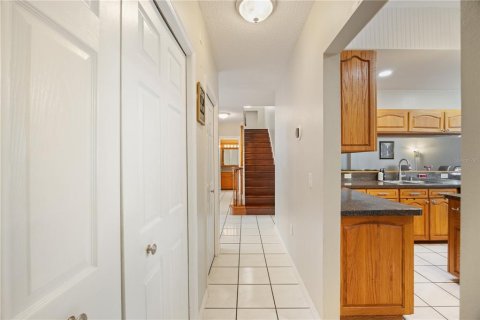 House in Palm Harbor, Florida 5 bedrooms, 303.51 sq.m. № 1843333 - photo 24