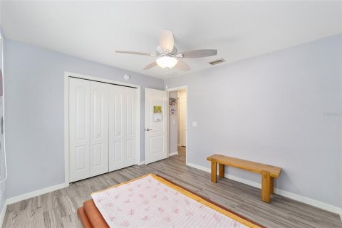 House in Belleview, Florida 3 bedrooms, 157 sq.m. № 2225454 - photo 30