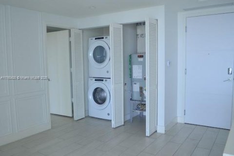 Купить кондоминиум в Санрайз, Флорида 2 спальни, 97.55м2, № 1940334 - фото 24