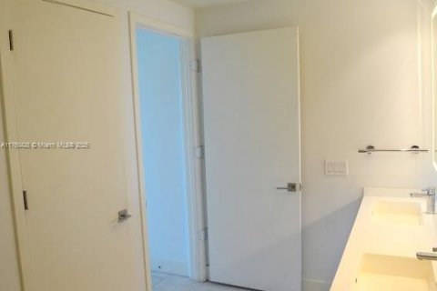 Купить кондоминиум в Санрайз, Флорида 2 спальни, 97.55м2, № 1940334 - фото 28