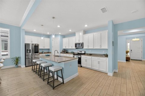 Villa ou maison à vendre à Apollo Beach, Floride: 4 chambres, 206.24 m2 № 1898755 - photo 4