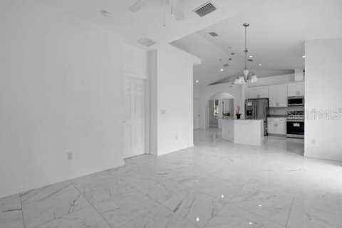 Villa ou maison à vendre à Mount Dora, Floride: 3 chambres, 146.32 m2 № 1337852 - photo 20