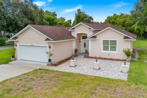 Villa ou maison à vendre à Mount Dora, Floride: 3 chambres, 146.32 m2 № 1337852 - photo 5