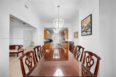 Снять в аренду кондоминиум в Помпано-Бич, Флорида 3 спальни, 228.45м2, № 1950910 - фото 8