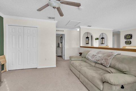 House in Spring Hill, Florida 3 bedrooms, 218.88 sq.m. № 1721991 - photo 23