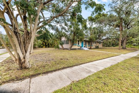 Propiedad comercial en venta en Sarasota, Florida, 148.27 m2 № 1559788 - foto 12