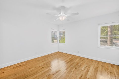 Villa ou maison à vendre à Saint Petersburg, Floride: 2 chambres, 134.71 m2 № 2148120 - photo 13
