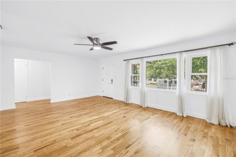 Villa ou maison à vendre à Saint Petersburg, Floride: 2 chambres, 134.71 m2 № 2148120 - photo 6