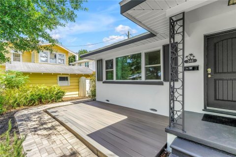 Villa ou maison à vendre à Saint Petersburg, Floride: 2 chambres, 134.71 m2 № 2148120 - photo 4