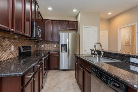 Townhouse in Oviedo, Florida 3 bedrooms, 153.85 sq.m. № 1824839 - photo 13