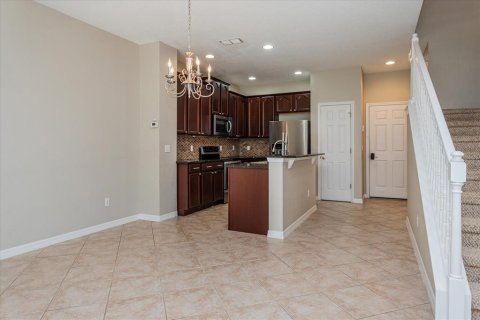 Townhouse in Oviedo, Florida 3 bedrooms, 153.85 sq.m. № 1824839 - photo 9