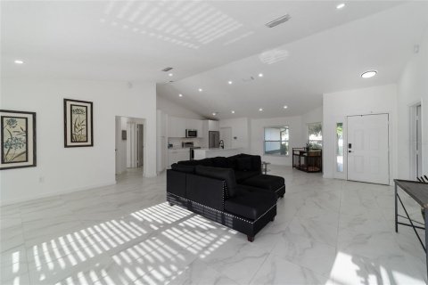 Villa ou maison à vendre à Ocala, Floride: 3 chambres, 214.05 m2 № 1751540 - photo 15
