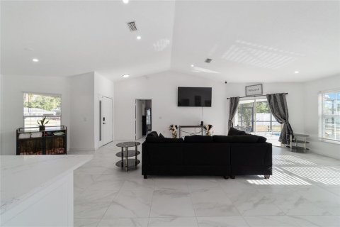 Villa ou maison à vendre à Ocala, Floride: 3 chambres, 214.05 m2 № 1751540 - photo 13