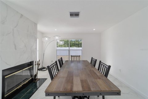 Villa ou maison à vendre à Ocala, Floride: 3 chambres, 214.05 m2 № 1751540 - photo 25