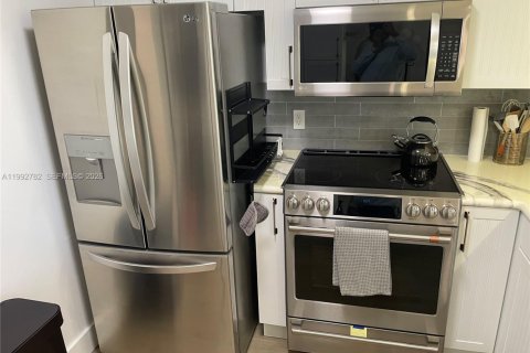 Copropriété à louer à Jupiter, Floride: 1 chambre, 86.86 m2 № 2056872 - photo 13