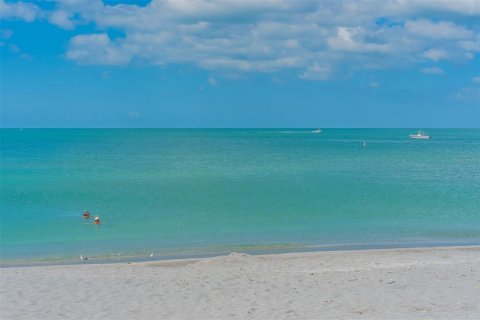 House in Venice, Florida 3 bedrooms, 147.81 sq.m. № 1858030 - photo 3