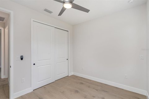 House in Palm Bay, Florida 4 bedrooms, 187.48 sq.m. № 1828386 - photo 28