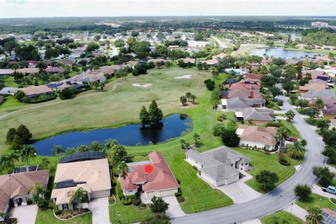 Casa en Poinciana, Florida 3 dormitorios, 189.33 m2 № 2363213