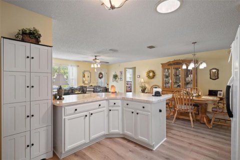 Casa en venta en The Villages, Florida, 2 dormitorios, 111.85 m2 № 1884283 - foto 10