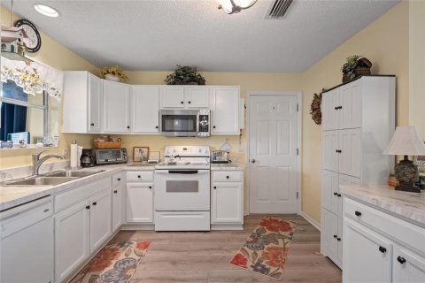 Casa en venta en The Villages, Florida, 2 dormitorios, 111.85 m2 № 1884283 - foto 12