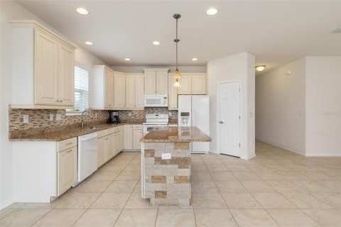 Villa ou maison à vendre à Parrish, Floride: 4 chambres, 171.22 m2 № 2147552 - photo 10