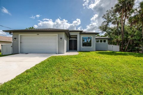 Casa en venta en North Port, Florida, 3 dormitorios, 180.04 m2 № 1775703 - foto 2