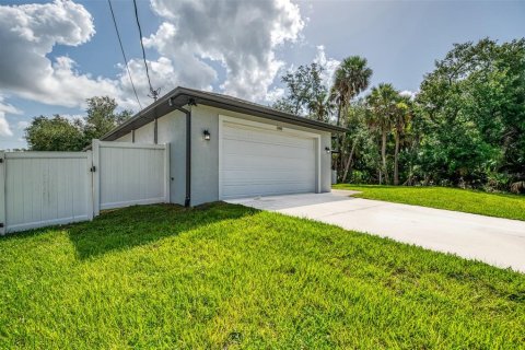 Casa en venta en North Port, Florida, 3 dormitorios, 180.04 m2 № 1775703 - foto 5