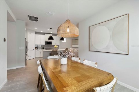 House in Sarasota, Florida 2 bedrooms, 155.8 sq.m. № 1883629 - photo 7