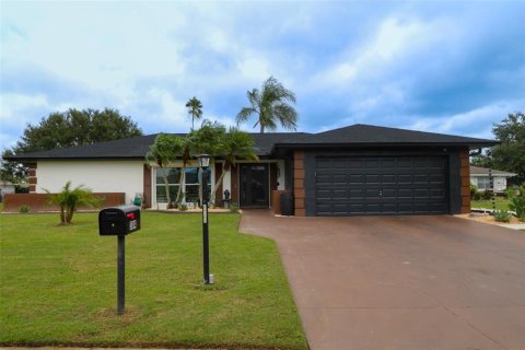 Villa ou maison à Sun City Center, Floride 2 chambres, 134.71 m2 № 2430517