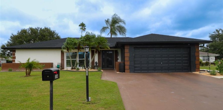 Villa ou maison à Sun City Center, Floride 2 chambres, 134.71 m2 № 2430517